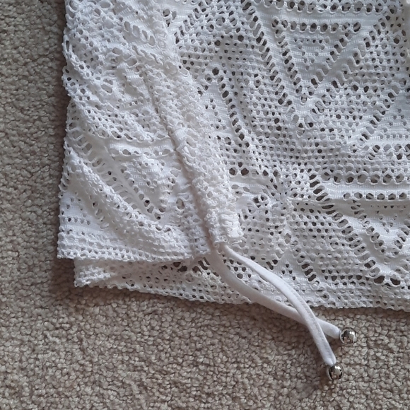 Swimsuit coverup. White geometric cut outs. Victoria Secret look - Picture 5 of 9